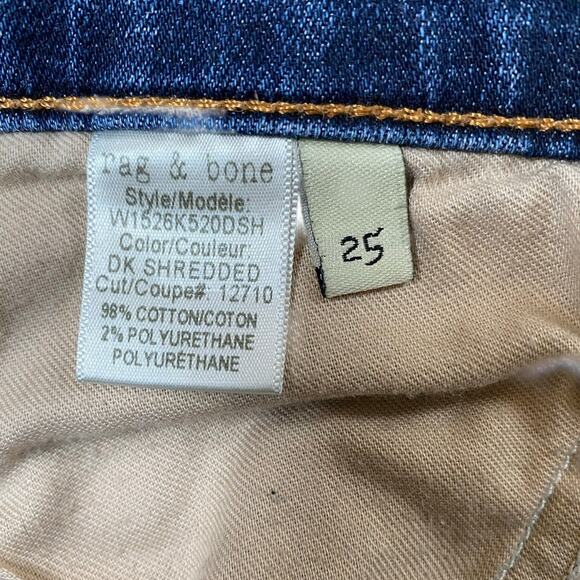 Rag & Bone Jean Women's "Capri" Jeans in "DK Shredded" Wash distressed 25 - Picture 14 of 16